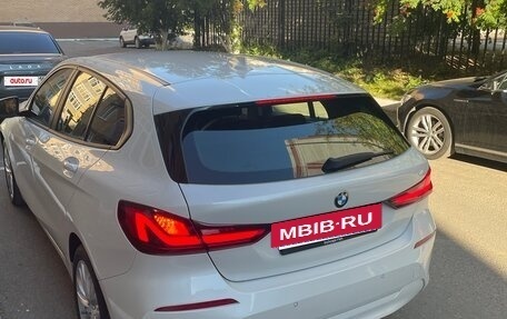 BMW 1 серия, 2020 год, 2 199 000 рублей, 3 фотография