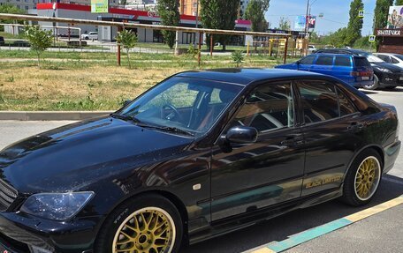 Toyota Altezza, 2001 год, 1 550 000 рублей, 12 фотография