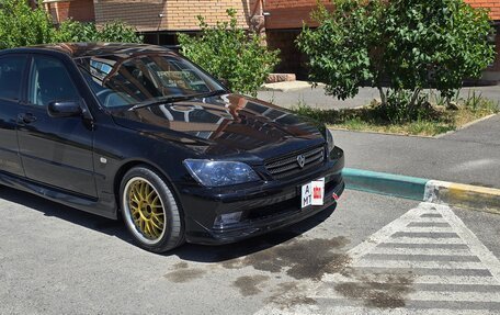 Toyota Altezza, 2001 год, 1 550 000 рублей, 14 фотография