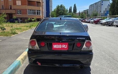 Toyota Altezza, 2001 год, 1 550 000 рублей, 15 фотография