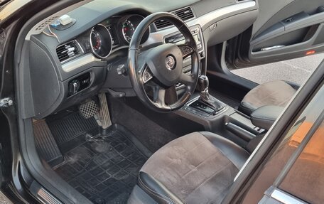 Skoda Superb III рестайлинг, 2014 год, 1 300 000 рублей, 11 фотография