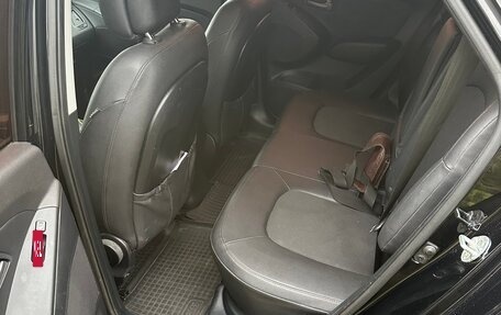 Hyundai ix35 I рестайлинг, 2013 год, 1 250 000 рублей, 10 фотография