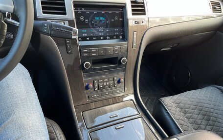 Cadillac Escalade III, 2008 год, 1 600 000 рублей, 6 фотография