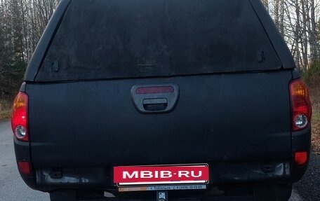 Mitsubishi L200 IV рестайлинг, 2011 год, 870 000 рублей, 2 фотография