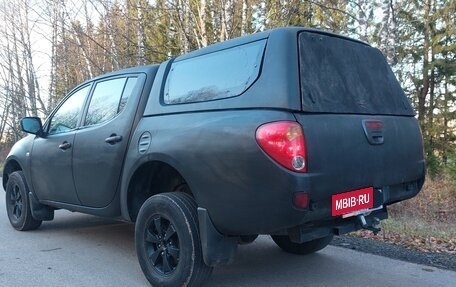 Mitsubishi L200 IV рестайлинг, 2011 год, 870 000 рублей, 6 фотография
