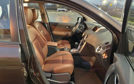 Renault Koleos I рестайлинг 2, 2014 год, 1 380 000 рублей, 23 фотография