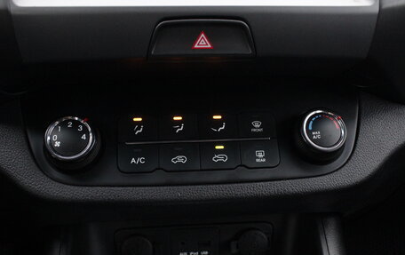 KIA Sportage III, 2013 год, 1 345 000 рублей, 18 фотография