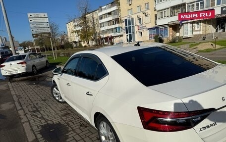 Skoda Superb III рестайлинг, 2020 год, 2 690 000 рублей, 3 фотография