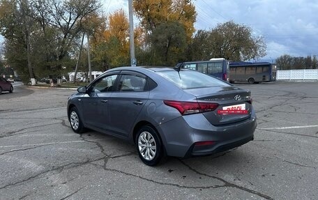 Hyundai Solaris II рестайлинг, 2017 год, 1 100 000 рублей, 10 фотография