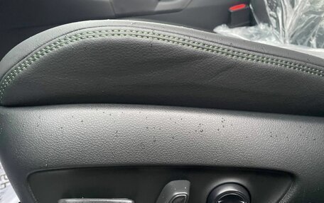 Toyota RAV4, 2025 год, 3 850 000 рублей, 13 фотография