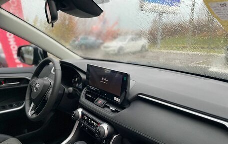 Toyota RAV4, 2025 год, 3 850 000 рублей, 23 фотография