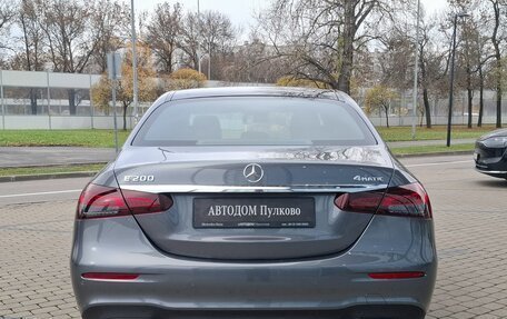 Mercedes-Benz E-Класс, 2022 год, 8 300 000 рублей, 5 фотография