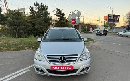 Mercedes-Benz B-Класс, 2010 год, 960 000 рублей, 2 фотография