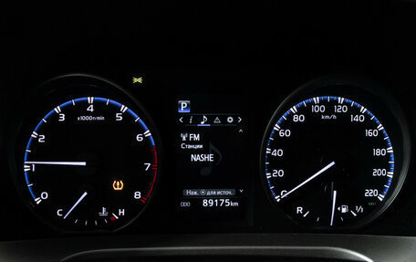 Toyota RAV4, 2018 год, 2 399 585 рублей, 12 фотография