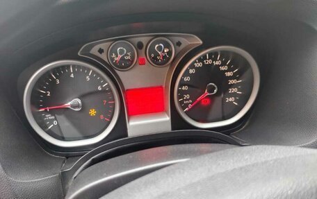 Ford Focus II рестайлинг, 2010 год, 950 000 рублей, 2 фотография