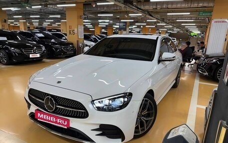 Mercedes-Benz E-Класс, 2021 год, 5 100 000 рублей, 4 фотография