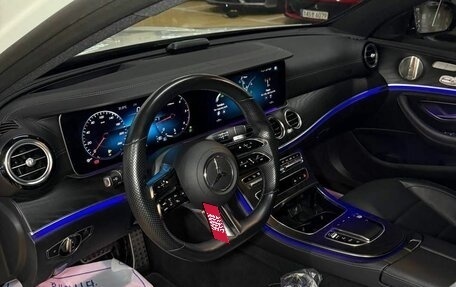 Mercedes-Benz E-Класс, 2021 год, 5 100 000 рублей, 6 фотография