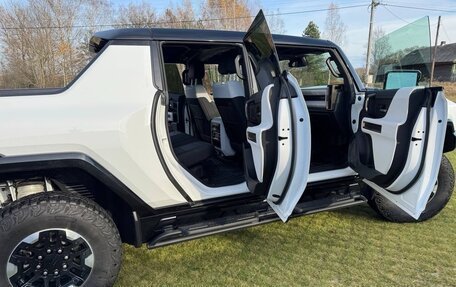 GMC Hummer EV, 2023 год, 14 900 000 рублей, 6 фотография