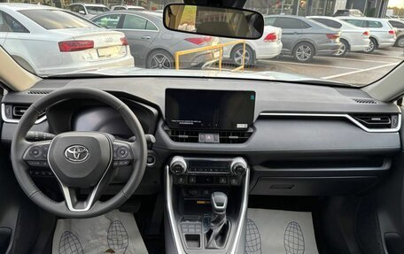 Toyota RAV4, 2025 год, 4 045 000 рублей, 7 фотография