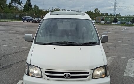 Toyota Town Ace III, 1999 год, 450 000 рублей, 1 фотография