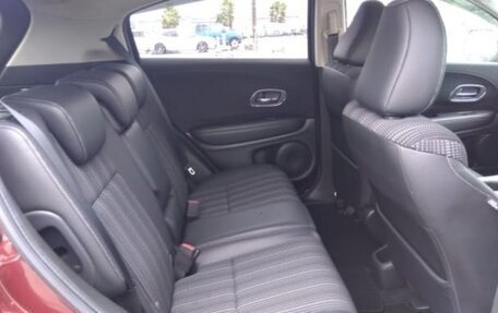 Honda Vezel, 2014 год, 2 500 000 рублей, 10 фотография