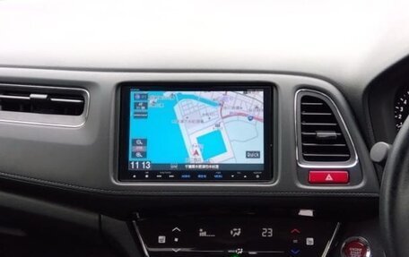 Honda Vezel, 2014 год, 2 500 000 рублей, 17 фотография