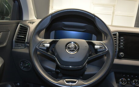 Skoda Karoq I, 2020 год, 2 300 000 рублей, 17 фотография