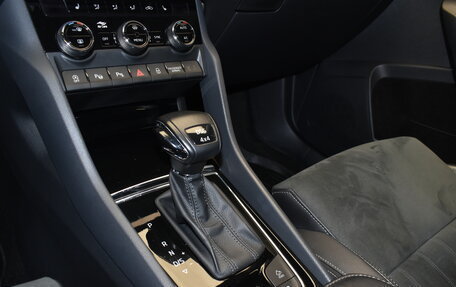 Skoda Karoq I, 2020 год, 2 300 000 рублей, 23 фотография