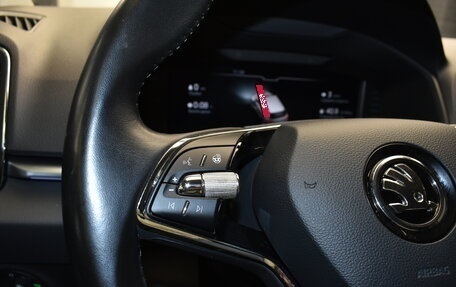 Skoda Karoq I, 2020 год, 2 300 000 рублей, 28 фотография