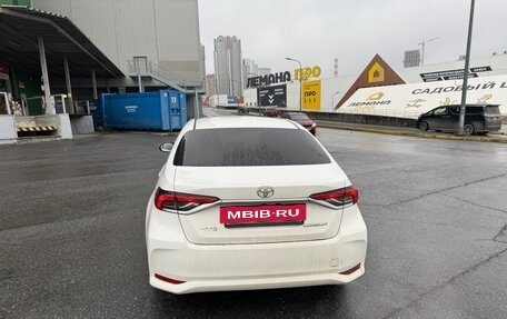 Toyota Corolla, 2021 год, 2 200 000 рублей, 5 фотография