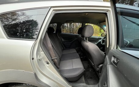 Pontiac Vibe II, 2003 год, 500 000 рублей, 16 фотография