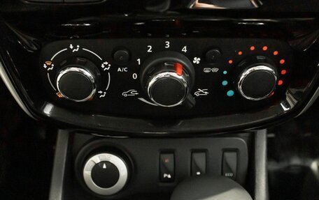 Nissan Terrano III, 2019 год, 1 674 800 рублей, 10 фотография