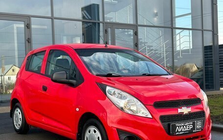 Chevrolet Spark III, 2014 год, 585 000 рублей, 3 фотография