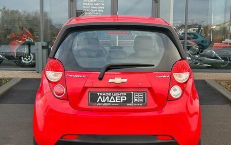 Chevrolet Spark III, 2014 год, 585 000 рублей, 6 фотография