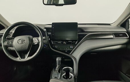 Toyota Camry, 2023 год, 4 100 000 рублей, 14 фотография