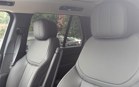 Land Rover Range Rover IV рестайлинг, 2025 год, 15 230 831 рублей, 11 фотография