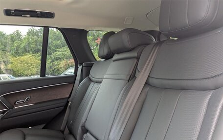 Land Rover Range Rover IV рестайлинг, 2025 год, 15 230 831 рублей, 18 фотография