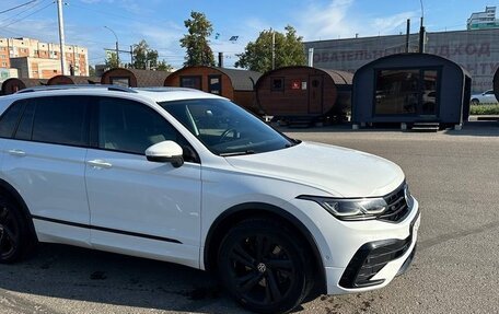 Volkswagen Tiguan II, 2021 год, 3 590 000 рублей, 11 фотография