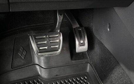 Volkswagen Tiguan II, 2021 год, 3 590 000 рублей, 18 фотография