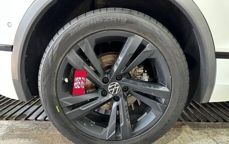 Volkswagen Tiguan II, 2021 год, 3 590 000 рублей, 16 фотография