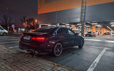 Mercedes-Benz E-Класс, 2021 год, 3 255 000 рублей, 2 фотография