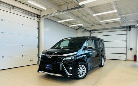 Toyota Voxy III, 2020 год, 2 649 900 рублей, 1 фотография