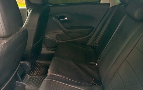 Volkswagen Polo VI (EU Market), 2020 год, 1 300 000 рублей, 13 фотография