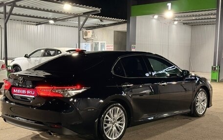 Toyota Camry, 2019 год, 2 890 000 рублей, 2 фотография