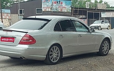 Mercedes-Benz E-Класс, 2004 год, 880 000 рублей, 1 фотография