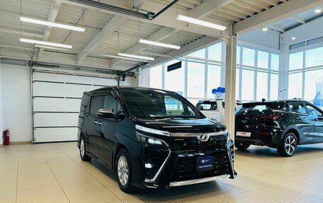 Toyota Voxy III, 2020 год, 2 649 900 рублей, 8 фотография