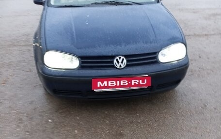 Volkswagen Golf IV, 2000 год, 243 000 рублей, 2 фотография