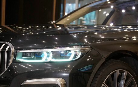 BMW 7 серия, 2019 год, 6 000 000 рублей, 3 фотография