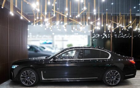 BMW 7 серия, 2019 год, 6 000 000 рублей, 6 фотография