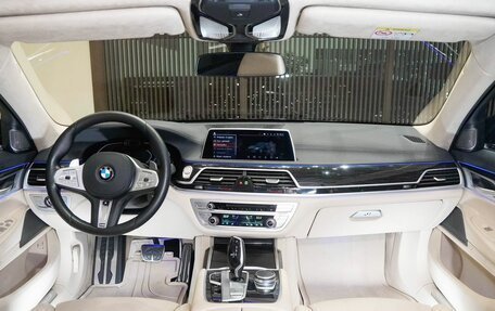 BMW 7 серия, 2019 год, 6 000 000 рублей, 22 фотография